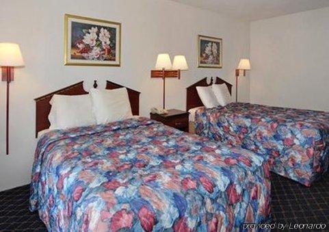 Econo Lodge Elkridge Room photo