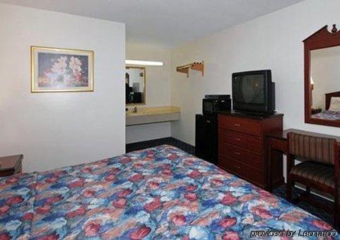 Econo Lodge Elkridge Room photo